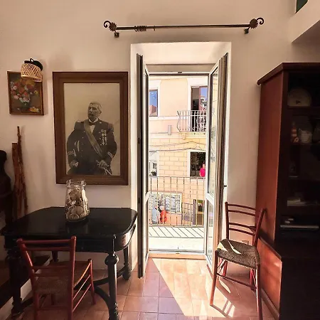 Pgs Immobiliare Srls Residenza Remise Bilocale In Centro Storico 马达莱纳